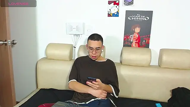 Hot Teens69 online show from March 21, 2025, 1:13 am