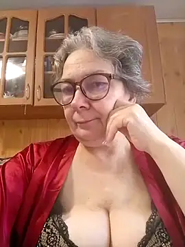 Snapshot of IrinaSweet54 chatting on November 20, 2025, 9:43 am IrinaSweet54 online show from November 20, 2025, 9:43 am