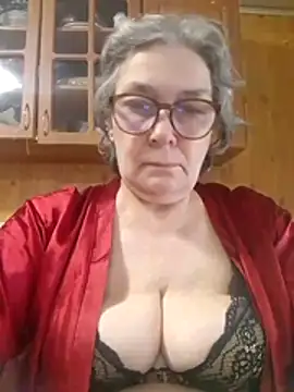 Snapshot of IrinaSweet54 chatting on April 30, 2026, 7:04 am IrinaSweet54 online show from April 30, 2026, 7:04 am