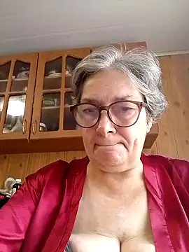 Snapshot of IrinaSweet54 chatting on September 13, 2025, 7:08 am IrinaSweet54 online show from September 13, 2025, 7:08 am