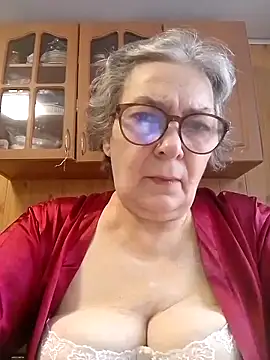 Snapshot of IrinaSweet54 chatting on February 6, 2026, 7:26 am IrinaSweet54 online show from February 6, 2026, 7:26 am