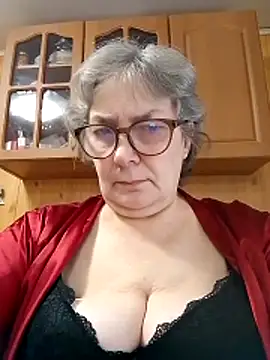 Snapshot of IrinaSweet54 chatting on March 4, 2026, 7:27 am IrinaSweet54 online show from March 4, 2026, 7:27 am