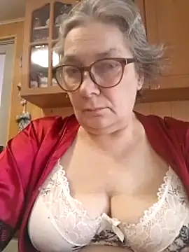 Snapshot of IrinaSweet54 chatting on February 8, 2026, 8:34 am IrinaSweet54 online show from February 8, 2026, 8:34 am