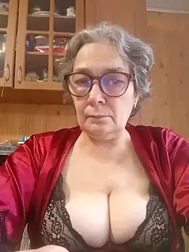 Snapshot of IrinaSweet54 chatting on November 16, 2025, 8:19 am IrinaSweet54 online show from November 16, 2025, 8:19 am