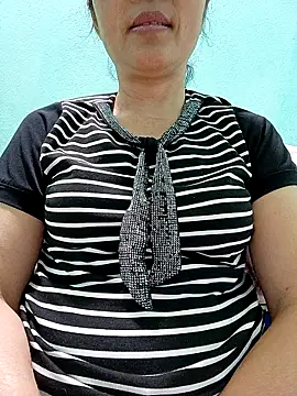 Snapshot of Lovepussyhair chatting on February 22, 2026, 9:27 pm Lovepussyhair online show from February 22, 2026, 9:27 pm