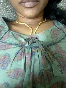 Snapshot of Ambika01 chatting on April 26, 2026, 3:09 pm Ambika01 online show from April 26, 2026, 3:09 pm