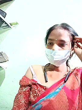 anusiya01 online show from November 19, 2025, 3:28 am