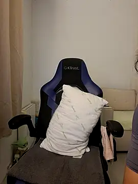 princess katey online show from September 11, 2025, 5:29 am