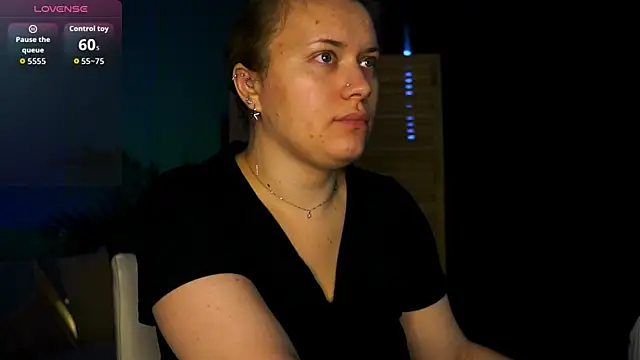 Ariell Margot  online show from November 14, 2025, 7:45 am