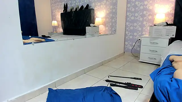 Snapshot of BritneySweet_ chatting on February 11, 2025, 10:39 pm BritneySweet online show from February 11, 2025, 10:39 pm