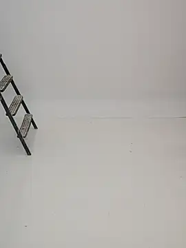 YourSuperModel online show from September 18, 2025, 10:29 am