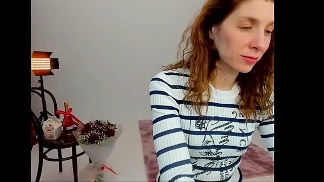 YourSuperModel online show from February 15, 2026, 2:05 pm