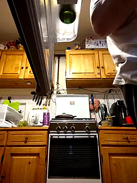 intx800 online show from March 3, 2025, 3:16 am