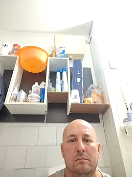 intx800 online show from October 17, 2025, 2:15 am