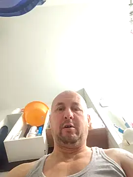 intx800 online show from November 16, 2025, 7:46 am