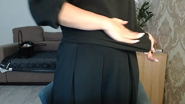 Mallinia online show from October 21, 2025, 12:04 pm