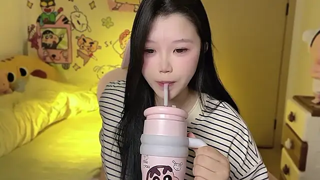 Snapshot of xiSSts chatting on October 5, 2025, 8:21 pm xiSSts online show from October 5, 2025, 8:21 pm