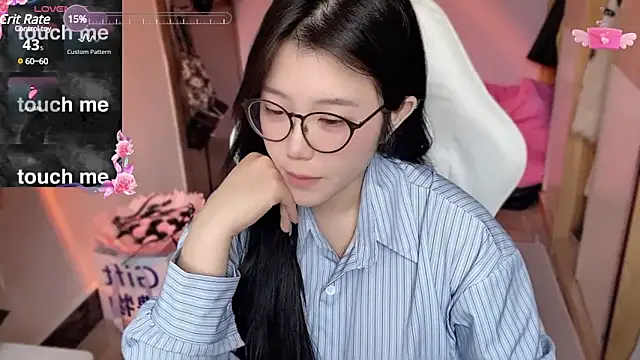 Snapshot of xiSSts chatting on March 21, 2025, 3:44 am xiSSts online show from March 21, 2025, 3:44 am