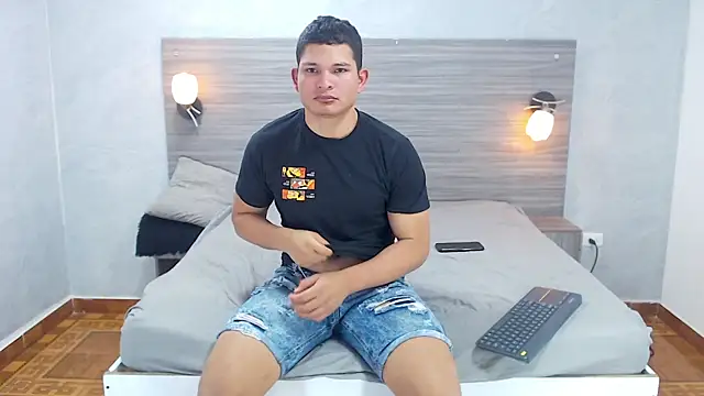 Loony Zion online show from October 6, 2025, 2:40 pm