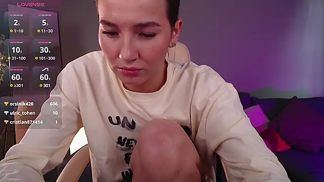 Bellla Haddid online show from February 24, 2025, 3:55 am