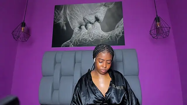 Snapshot of carlota_swan chatting on November 13, 2025, 6:23 pm carlota swan online show from November 13, 2025, 6:23 pm