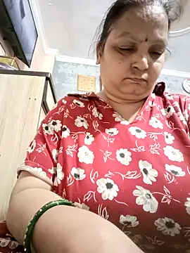 Kavya kapoor online show from April 10, 2026, 5:20 pm