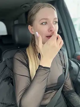 Snapshot of Devill_Angel_ chatting on March 14, 2025, 6:21 am Devill Angel online show from March 14, 2025, 6:21 am