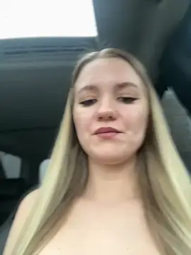 Snapshot of Devill_Angel_ chatting on March 4, 2025, 9:51 am Devill Angel online show from March 4, 2025, 9:51 am