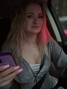 Snapshot of Devill_Angel_ chatting on February 27, 2025, 5:07 am Devill Angel online show from February 27, 2025, 5:07 am