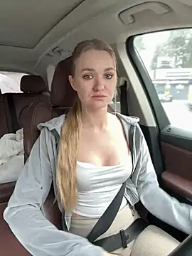 Snapshot of Devill_Angel_ chatting on February 28, 2025, 12:09 pm Devill Angel online show from February 28, 2025, 12:09 pm