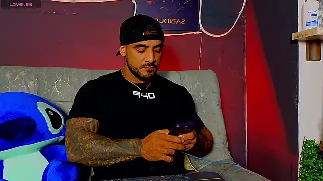 Snapshot of ERIC_HARRISON chatting on February 17, 2026, 1:47 am ERIC HARRISON online show from February 17, 2026, 1:47 am