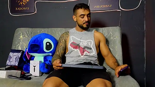 ERIC HARRISON online show from November 25, 2025, 9:59 pm