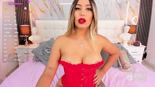 EmilyLeah  online show from March 3, 2025, 5:31 pm