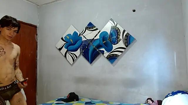 Lovebeng  online show from September 10, 2025, 9:47 pm