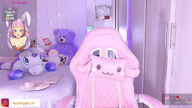 urfavprettygirl online show from April 24, 2026, 8:00 pm