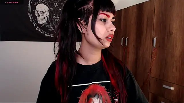 Little-Lucifer online show from May 20, 2026, 6:49 pm