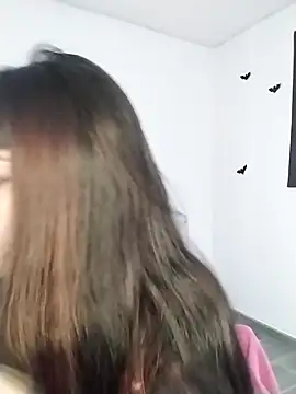 Little-Lucifer online show from October 1, 2025, 7:07 pm