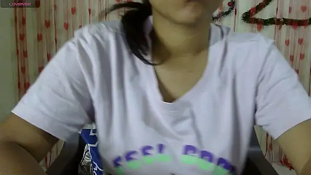 Preeti-Sexy online show from February 13, 2025, 4:22 am