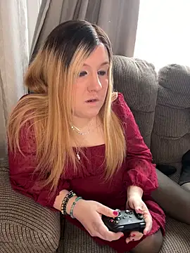 PuckBunny17 online show from February 8, 2025, 5:29 pm