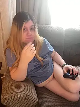 PuckBunny17 online show from February 13, 2025, 1:37 pm