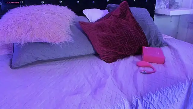 Ghosty Doll online show from September 24, 2025, 8:37 pm