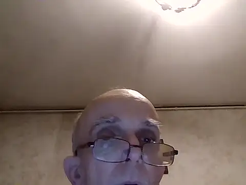 Snapshot of mariusica1@xh chatting on December 21, 2025, 10:32 pm mariusica1xh online show from December 21, 2025, 10:32 pm