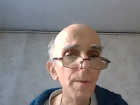 mariusica1xh online show from October 10, 2025, 11:22 am