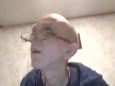 Snapshot of mariusica1@xh chatting on December 20, 2025, 10:01 pm mariusica1xh online show from December 20, 2025, 10:01 pm