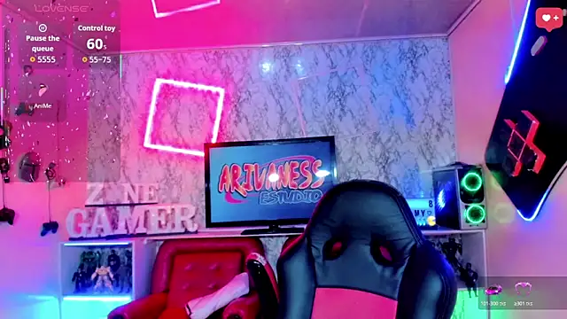 nicol gill  online show from April 10, 2026, 11:17 am