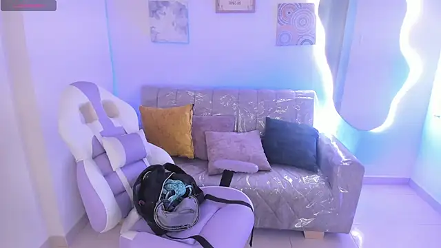 Charlotte cowell sub1  online show from October 16, 2025, 2:47 pm