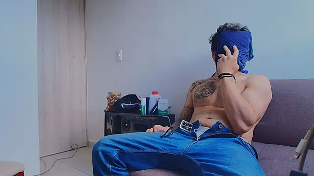 thomas gun online show from April 21, 2026, 7:20 pm