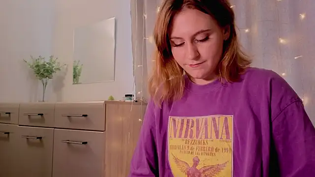 Diana Flower online show from September 26, 2025, 9:27 am