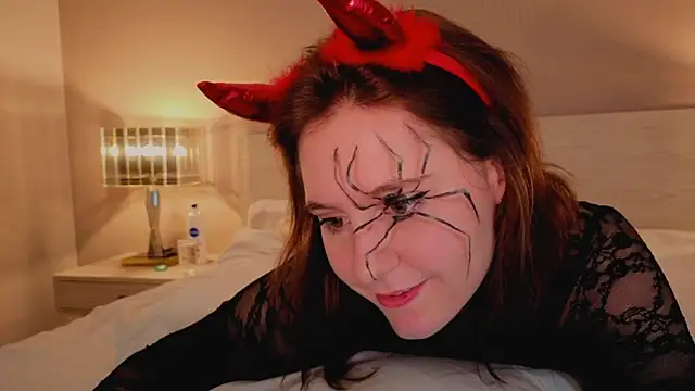 Diana Flower online show from October 25, 2025, 7:07 am