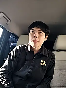 whitebriefboy online show from April 2, 2026, 11:00 pm